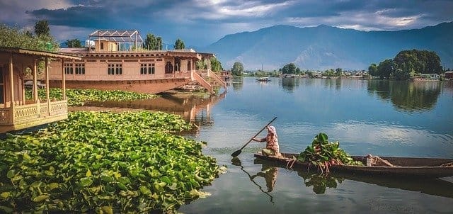 honeymoon destination srinagar